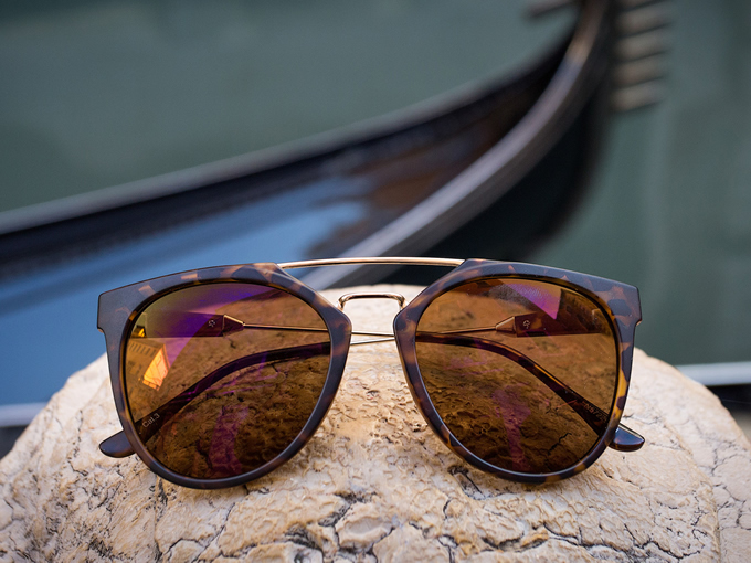 VHS Sunglasses Kickstarter on Hyperstarter