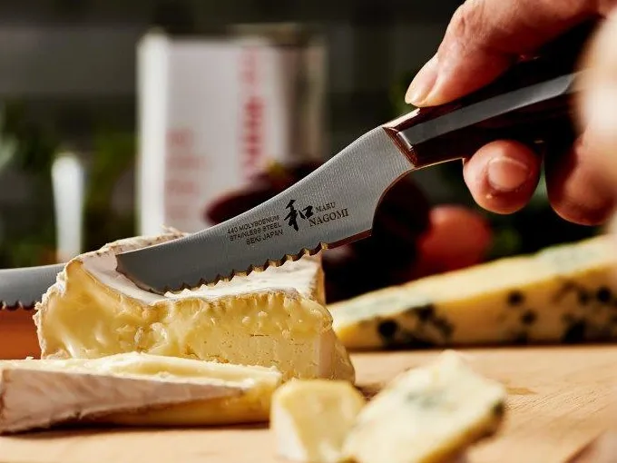NAGOMI Knives